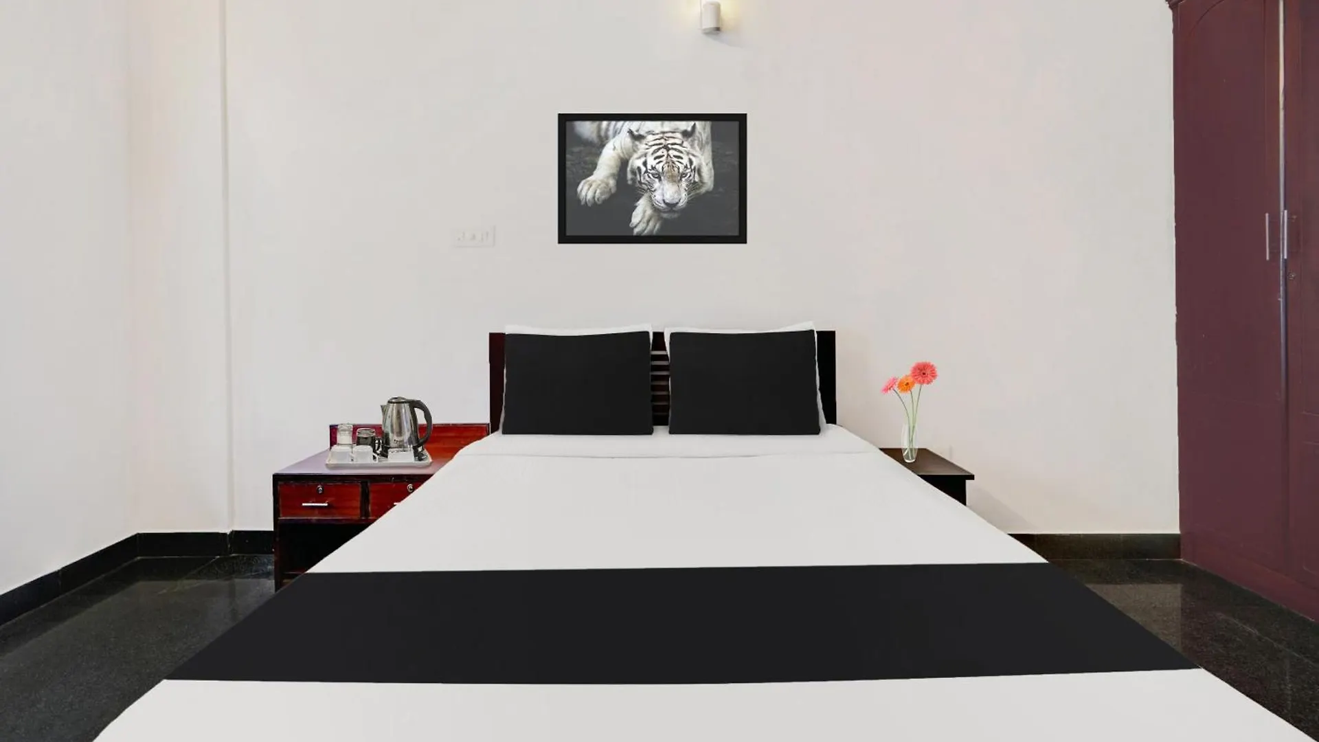 Super Hotel O East Fort Thiruvananthapuram