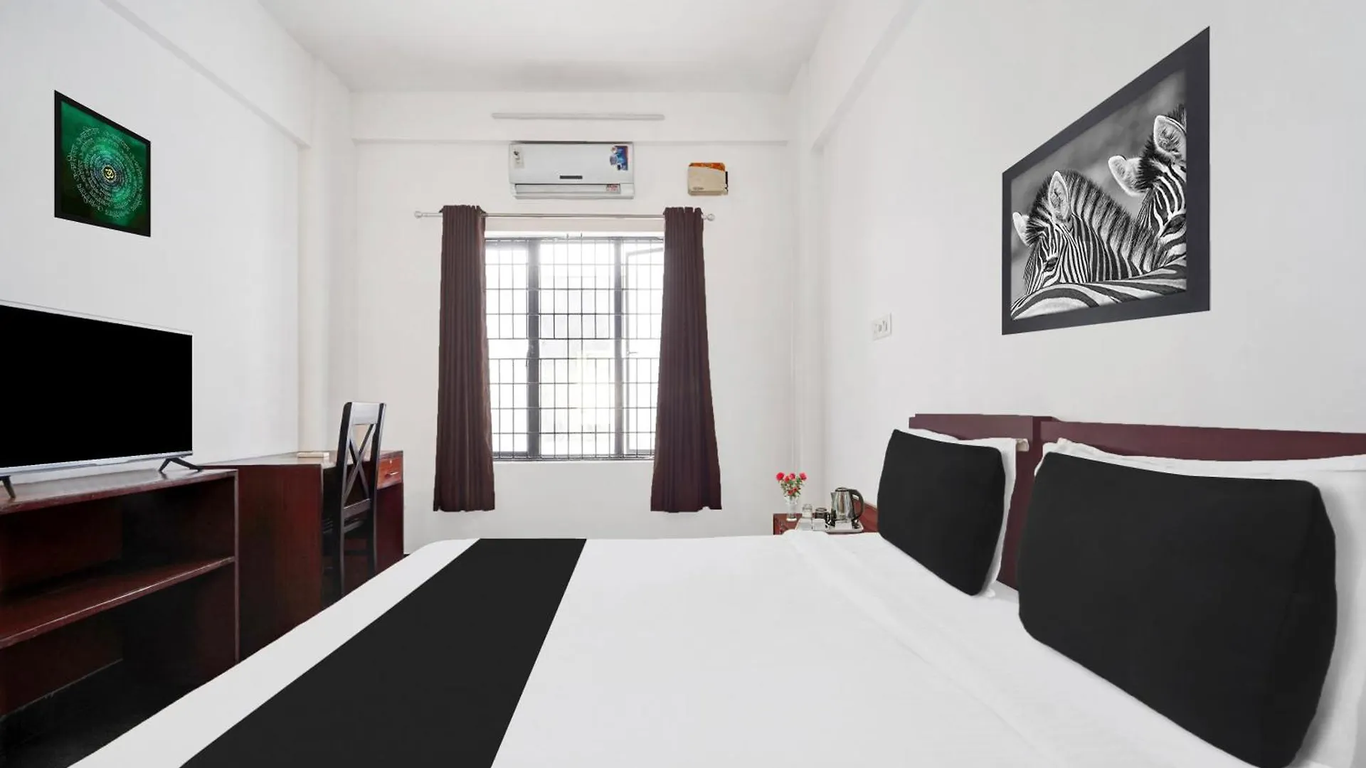 Super Hotel O East Fort Thiruvananthapuram